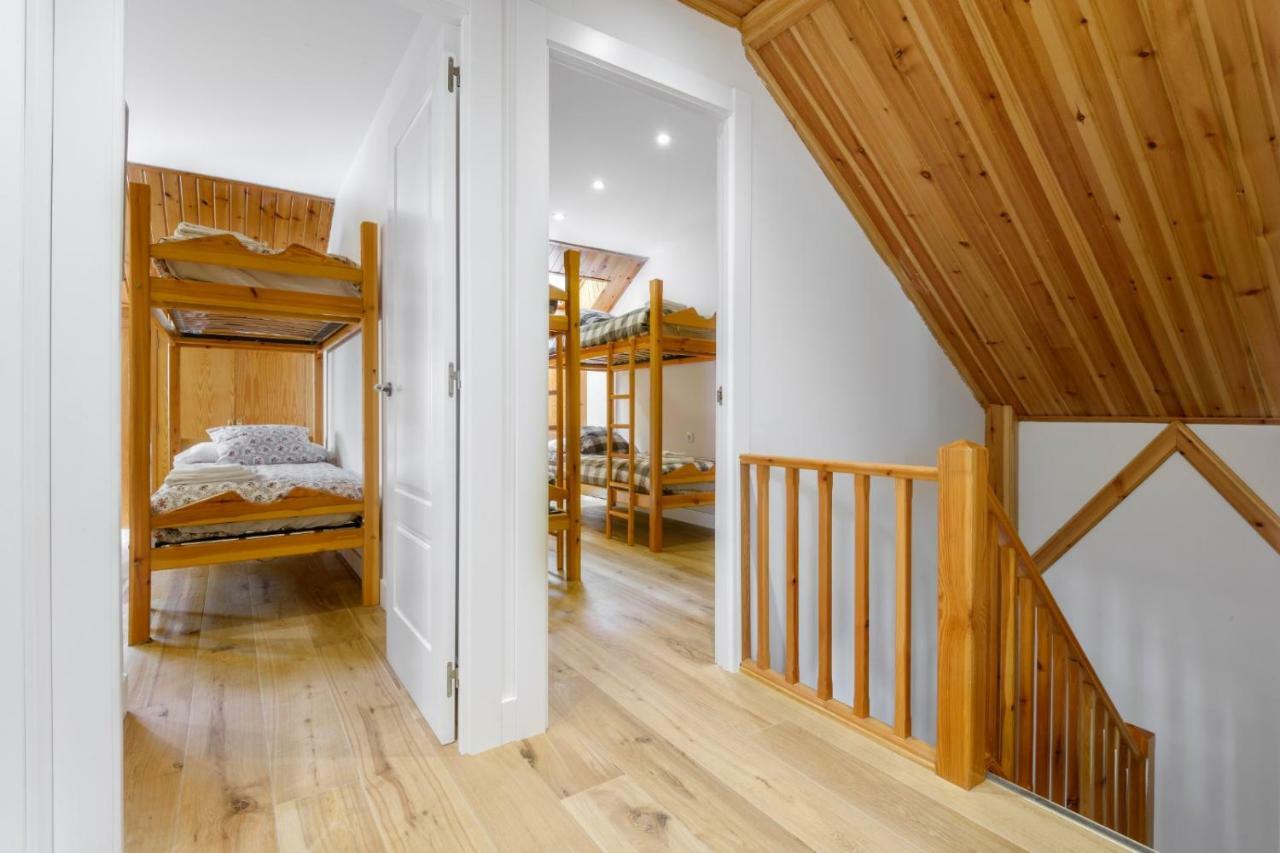 Duplex 12
